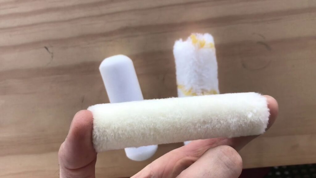 What Type of Roller Is Best for Eggshell Paint?