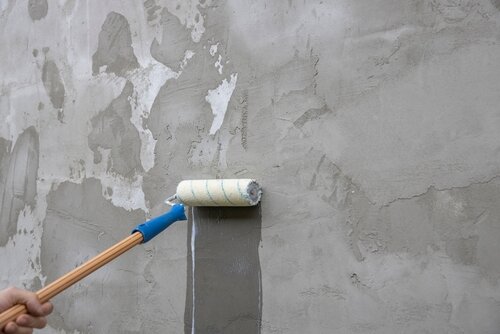 How To Get Rid of White Chalky Marks on Painted Walls